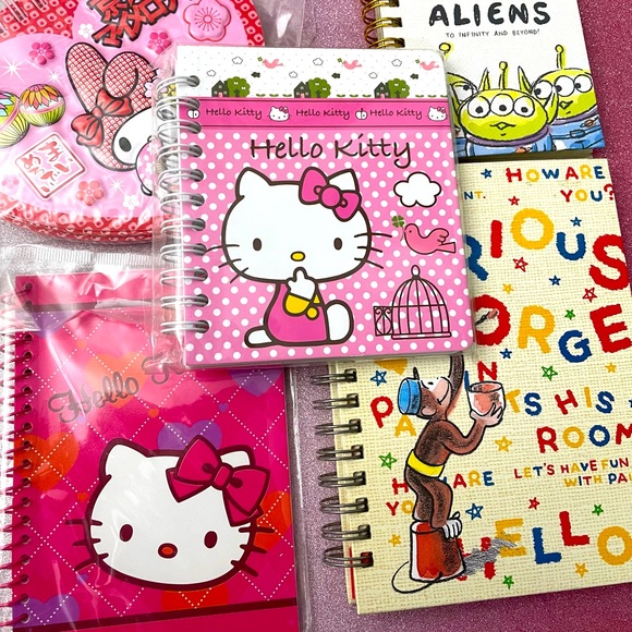 5 small notebooks very rare to find!! - Picture 1 of 2